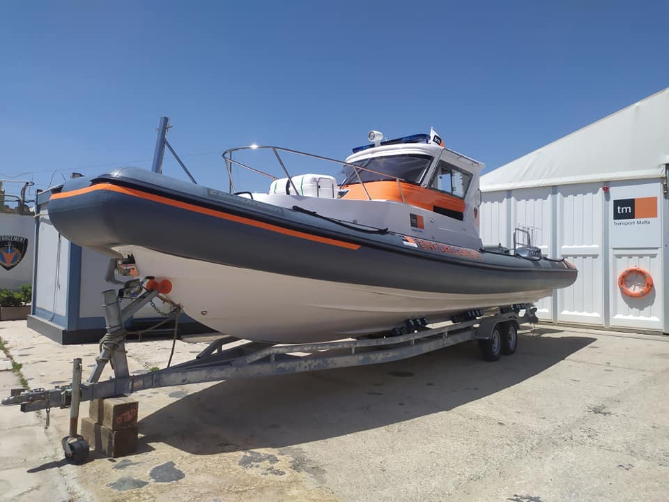 Transport Malta boat